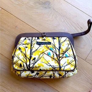 Petunia Pickle Bottom Diaper bag clutch. Includes changing pad. Never used.